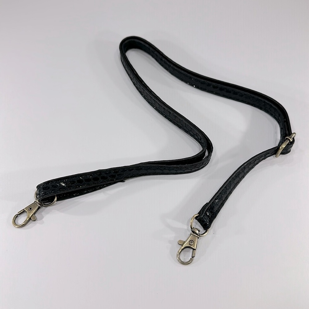 Black Faux Leather Reptile-Skin Textured Adjustable Clip-On Purse Strap 🖤 NWOT